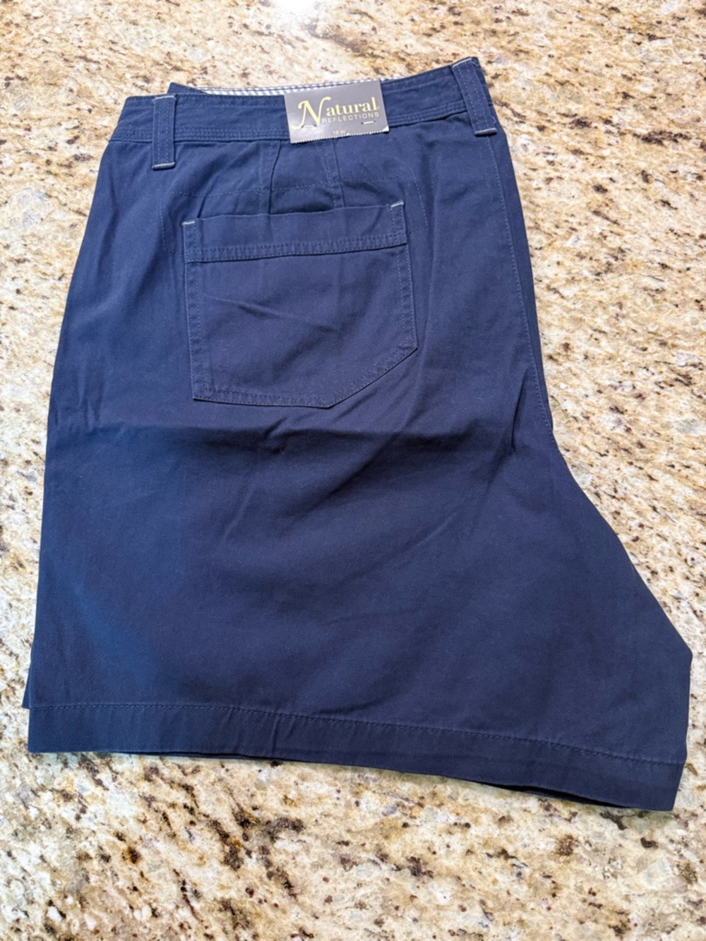 NWT Natural Reflections Spring Valley Twill Shorts Navy Blue 18W